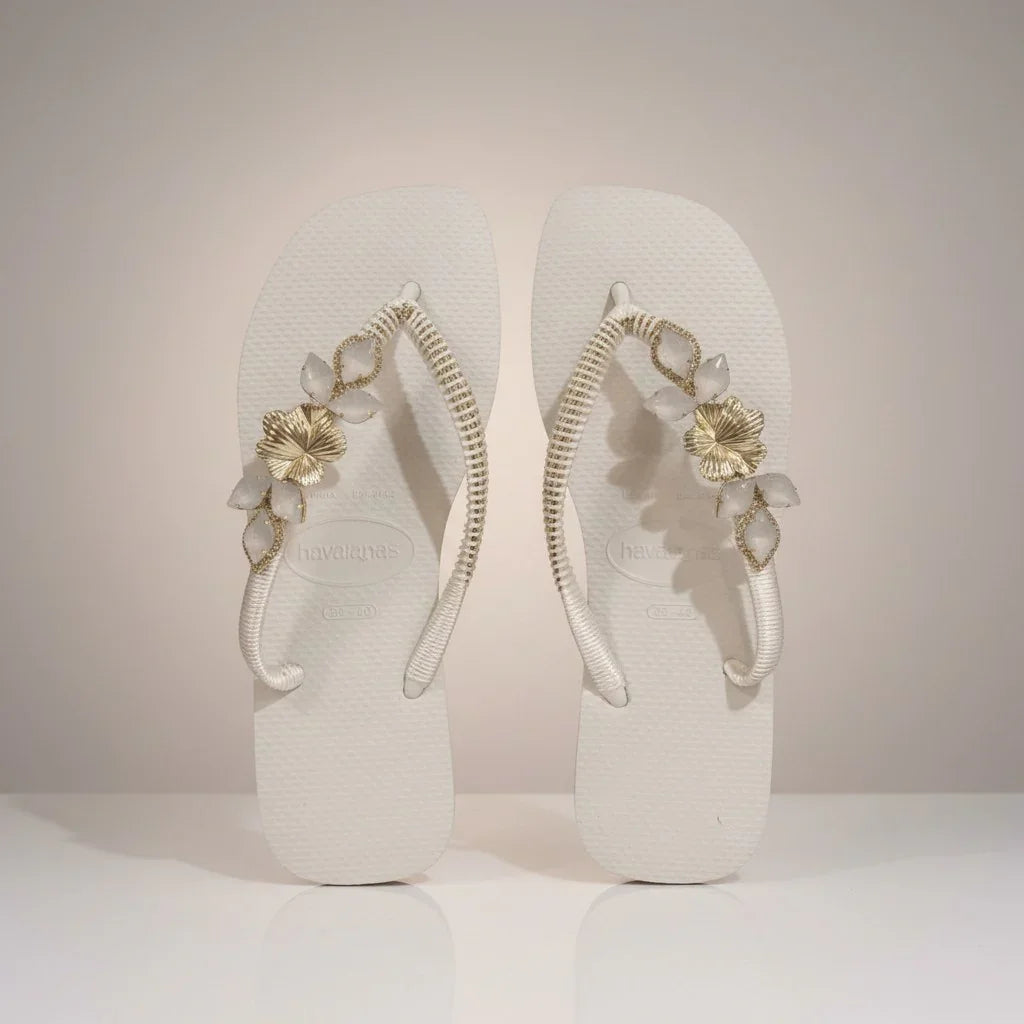 Havaianas Slim White – Golden Flower & Crystal Custom